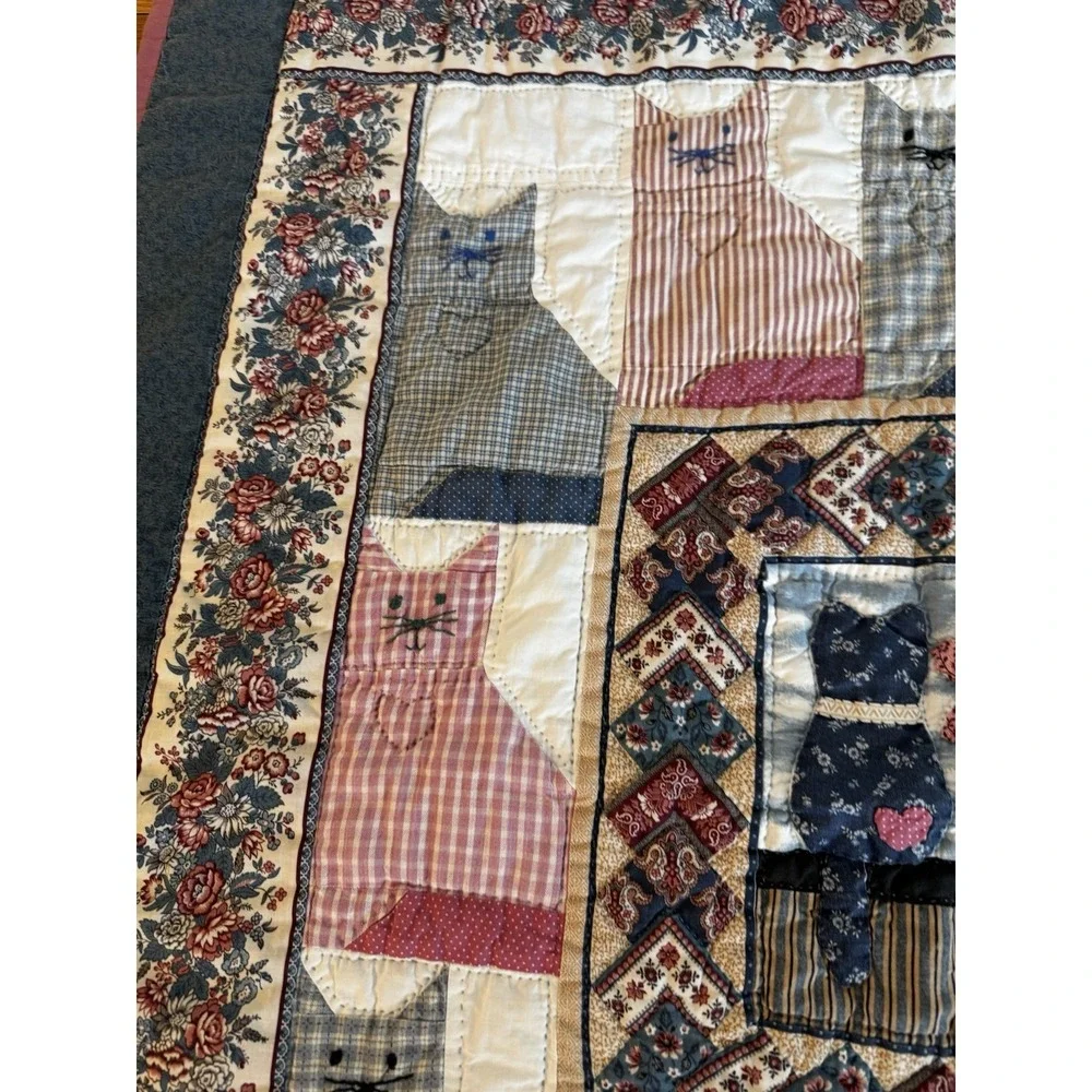 Vintage Handmade Patchwork Cat Quilt Wall Hanging Folk Art Country Cottage Decor